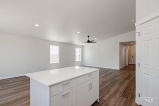 3878 E Syracuse St, Nampa, ID 83686