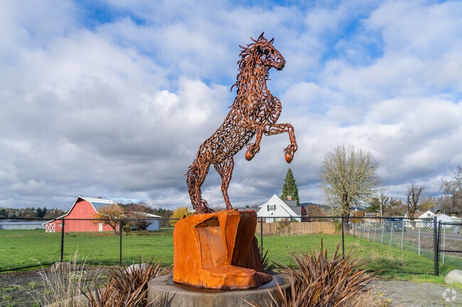 Skirvin Park has a beautiful horse statue in Philomath.