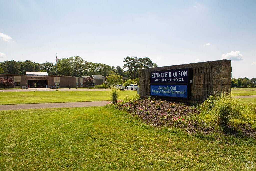 Kenneth R Olson Middle School
