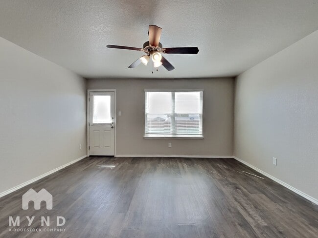 4027 Asher Aly, Saint Hedwig, TX 78152 - photo 6