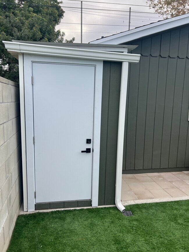 4862 N Mangrove Ave, Covina, CA 91724 - photo 5