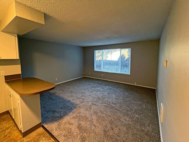 MADISON APTS, Portland, OR 97219 - photo 5