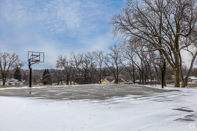 Mount View Elementary offers students a basketball court to enjoy during recess.