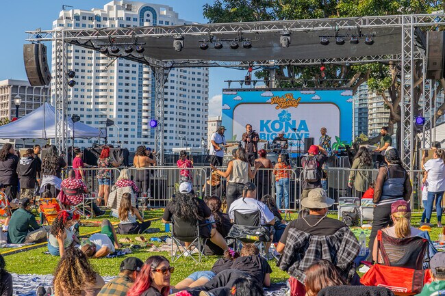 Get some great seats to watch the amazing bands perform at Mardi Gras in Downtown Long Beach.