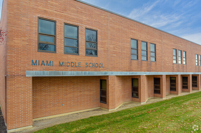 FWCS Miami Middle School has 540 students grade 6-8.