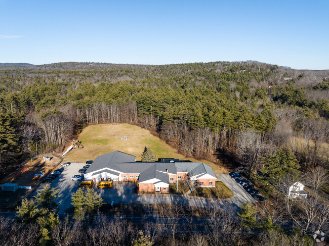 Lyndeborough Central School in Lyndeborough, NH is a public school serving grades pre-K - K.