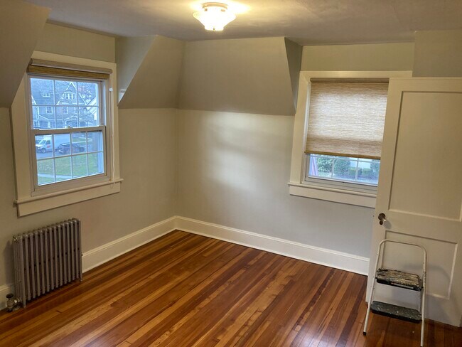 1512 Delaware St, Scranton, PA 18509 - photo 4