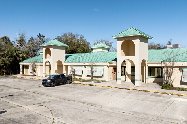 Fieldston Preparatory School is available for students located in Titusville, FL.