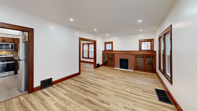 1435 12th St NW, Canton, OH 44703 - photo 3