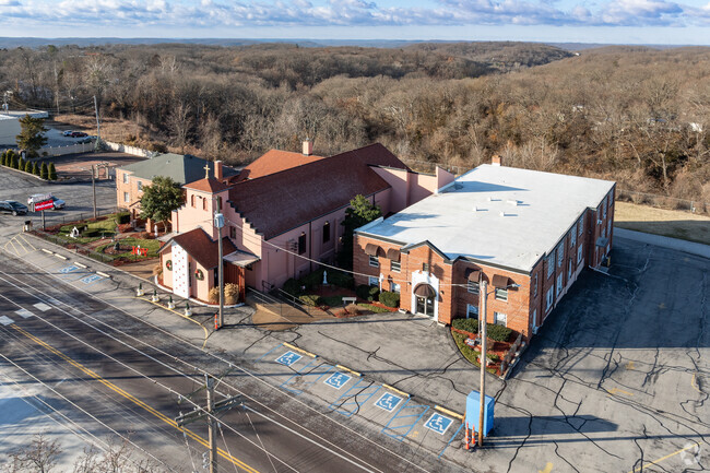 St. Anthony School in High Ridge, MO offers a traditional academic curriculum.