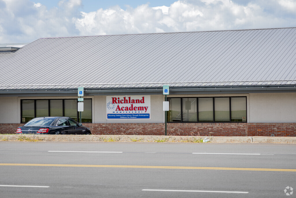 Students begin their educational journey at Richland Academy.
