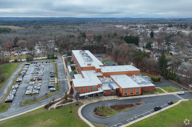 Francis T. Bresnahan Elementary School is a highly rated, public school located in Newburyport.