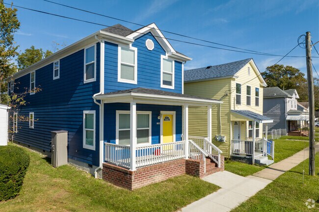 Classic styling and bright colors on vintage homes can be found in  Barraud Park..