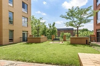 2200 N Westmoreland St Unit 502, Arlington, VA 22213