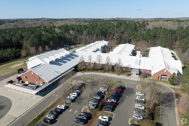 Morris Grove Elementary School in Chapel Hiil, NC serves around 420 students.