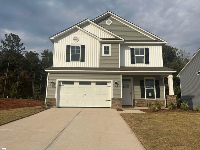 355 E Pyrenees Dr, Wellford, SC 29385 - photo 2