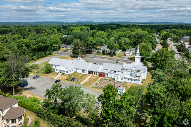 Overlake Preparatory Academy is a highly rated private school in North Edison, NJ.