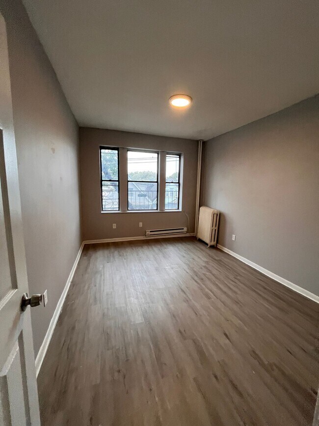 6 Bergen Ave unit 36, Jersey City, NJ 07305 - photo 3