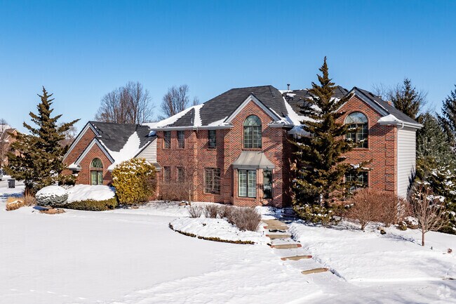 Two story homes are the common home type in the Champions Run neighborhood.