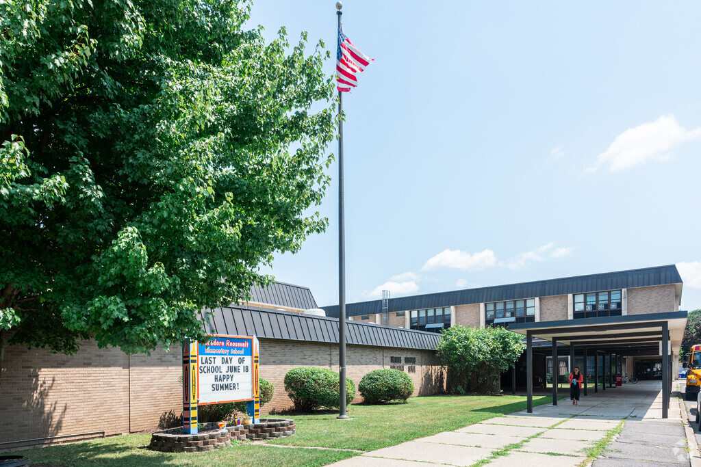 Theodore Roosevelt Elementary School