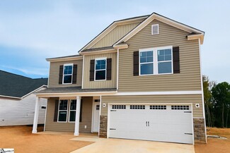 155 Hunter Ridge Dr, Boiling Springs, SC 29316