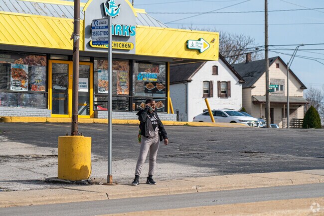 The Pace Bus offers a number of routes in and around North End.