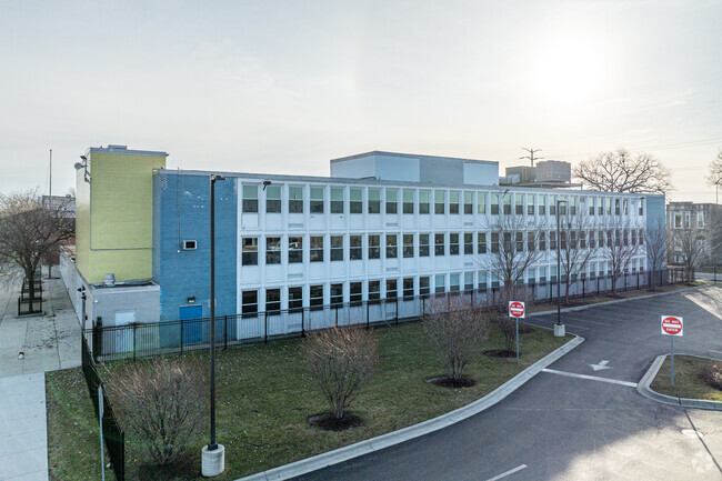 Ace Amandla Charter High School has great academic opportunities for students.