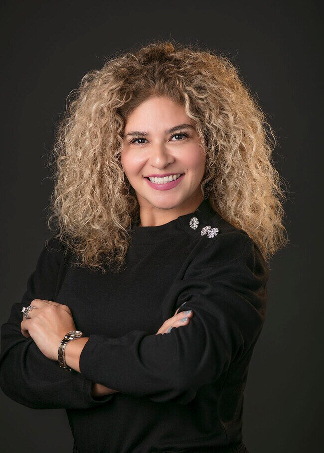 Agent Photo