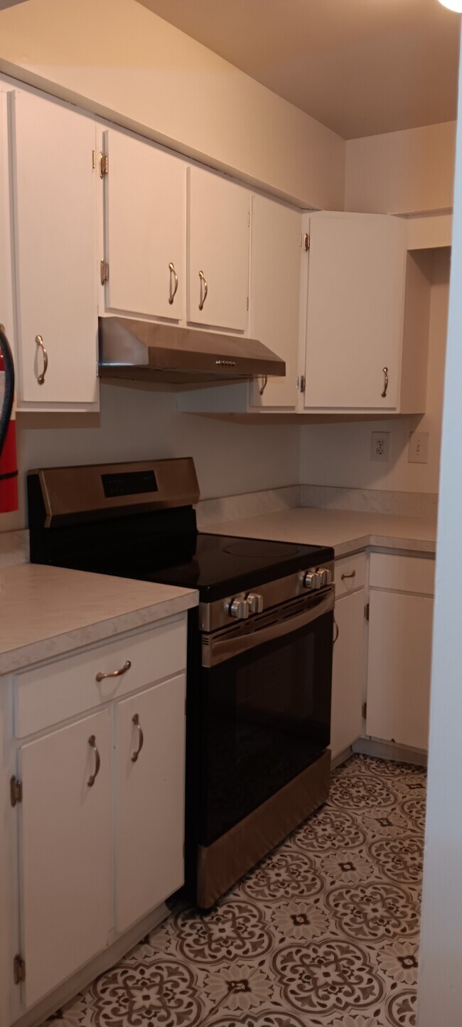225 Station Ave unit 1, Westville, NJ 08093 - photo 6
