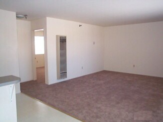 13816 Hawthorne Way Unit c, Hawthorne, CA 90250