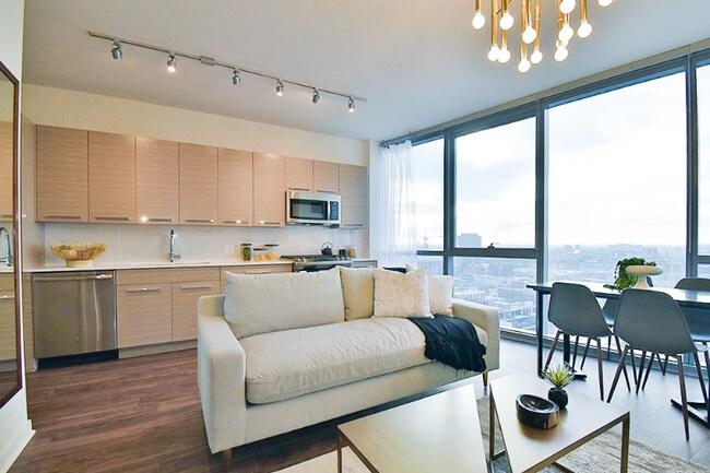 732 W Madison St, Chicago, IL 60661 - photo 2