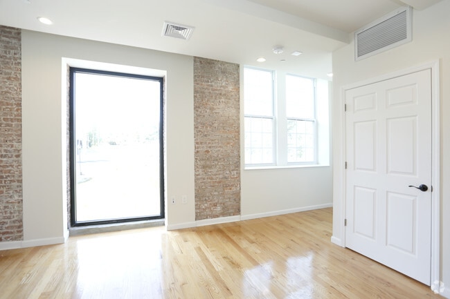 One Bedroom - Living/Dining