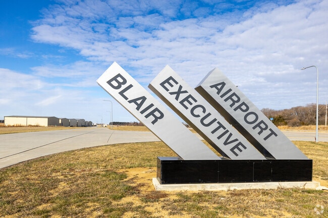 The Blair Executive airport is a few miles from town.