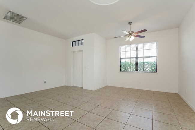 945 SW 6th Place, Cape Coral, FL 33991 - photo 3