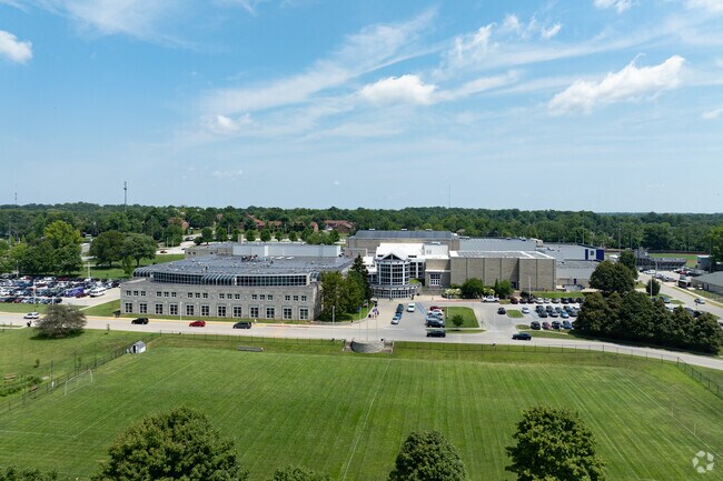 The student-teacher ratio at Bloomington High School South is 17 to 1.