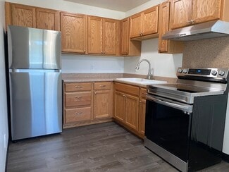 233 Carmel Ave, Marina, CA 93933