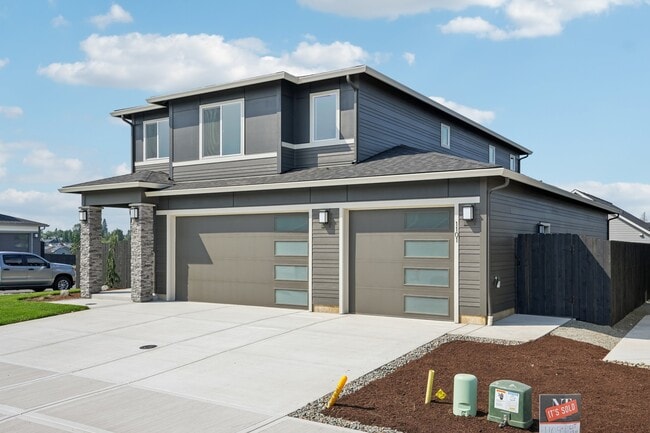 1101 N 44th Place, Ridgefield, WA 98642 - photo 2