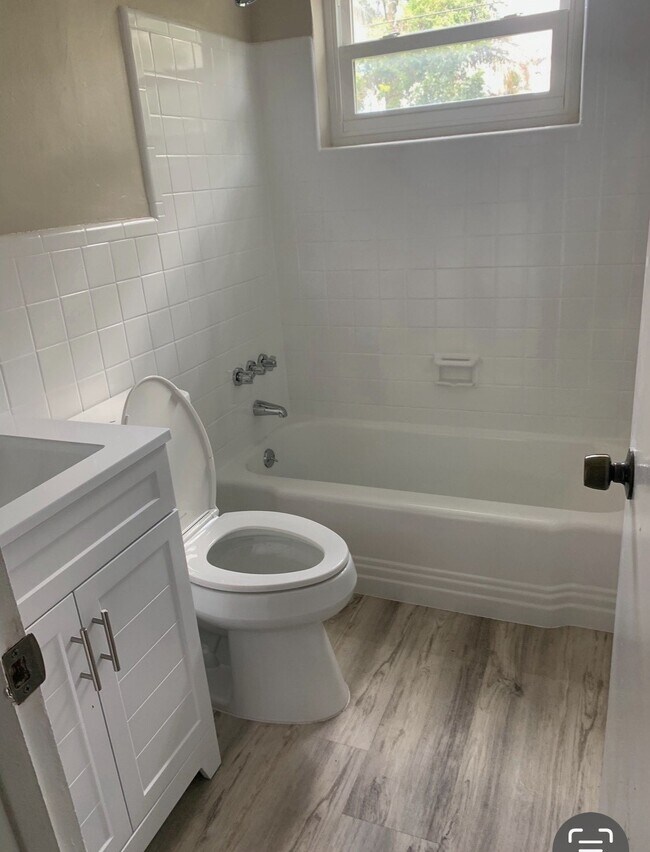 7010 Coolidge St, Hollywood, FL 33024 - photo 4