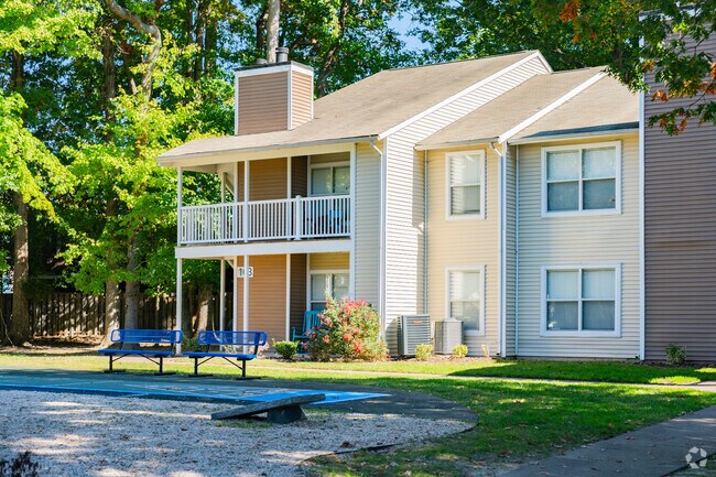 Discover the charm of Bland neighborhood's apartment living in Newport News, Virginia.