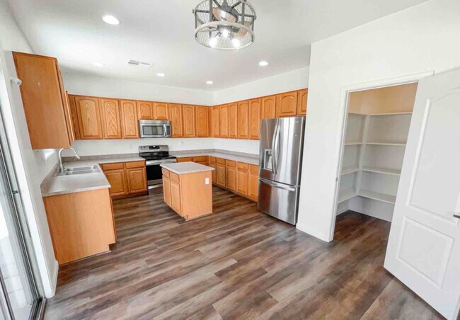 7214 W St Charles Ave, Laveen, AZ 85339 - photo 4