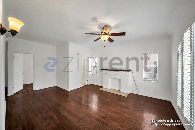 2818 S Bronson Ave, Los Angeles, CA 90018 - photo 3