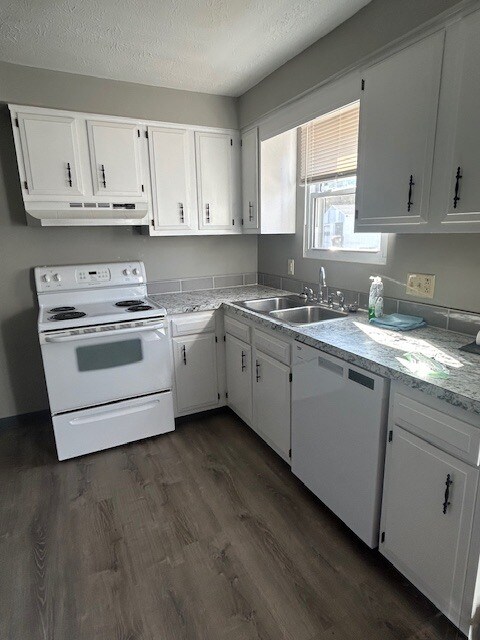 1835 Koran Ave NW unit 1837 Koran Ave NW, Canton, OH 44708 - photo 5