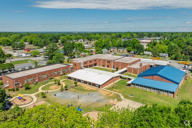 At Liberty Elementary, students thrive in a welcoming atmosphere that encourages growth and achievement, as highlighted by Niche.com