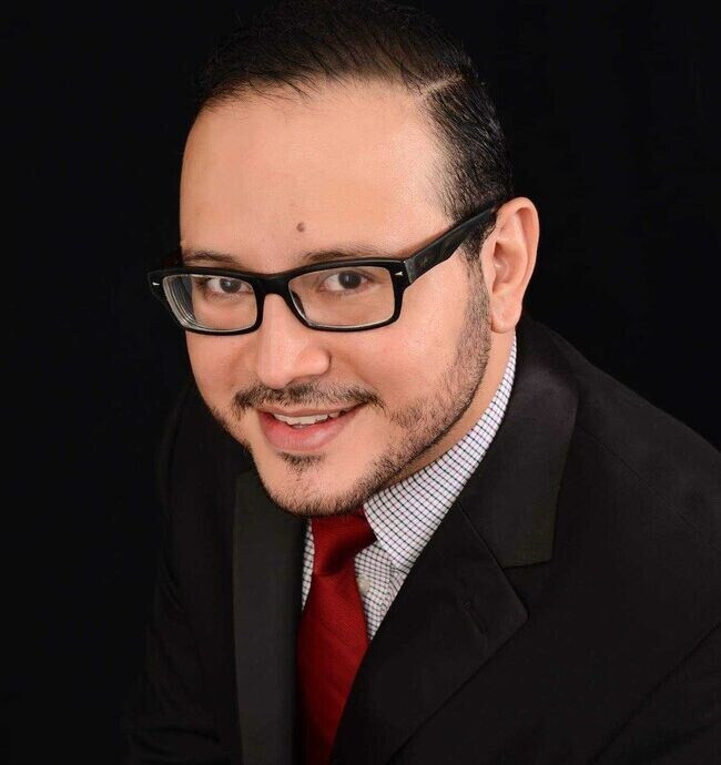Agent Photo