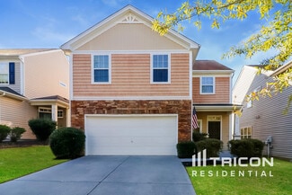 915 Old Forester Ln, Charlotte, NC 28214
