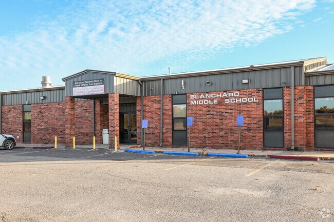 Blanchard Middle School has earned at A- rating on Niche.