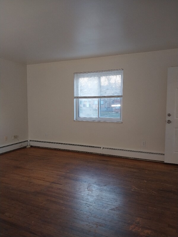 2962 Westridge Ave unit 4, Cincinnati, OH 45238 - photo 3