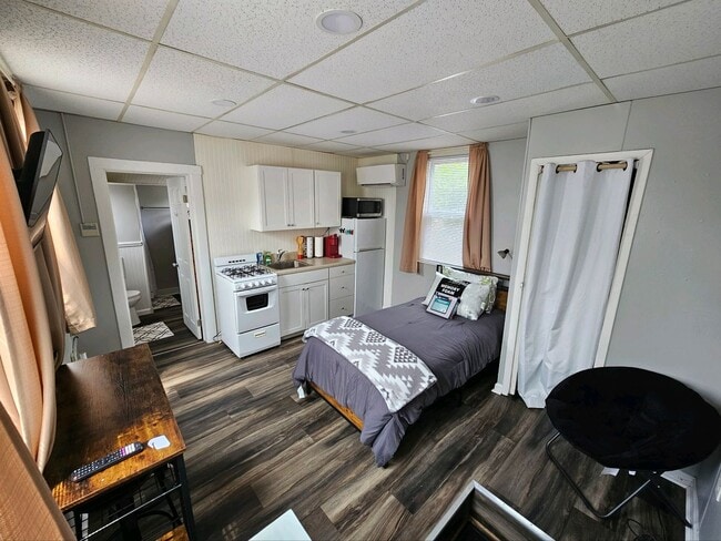 2317 Broad St unit . 4, Parkersburg, WV 26101 - photo 2