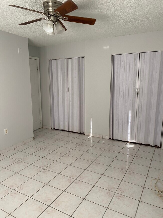 3404 Sheraton Place, Miramar, FL 33025 - photo 4
