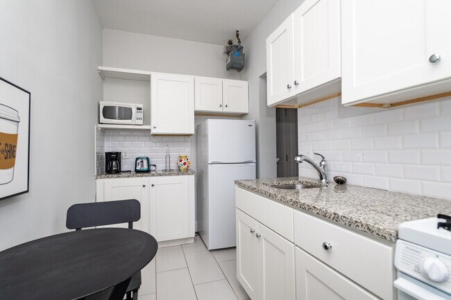 49 Worthington St unit 8, Boston, MA 02120 - photo 2